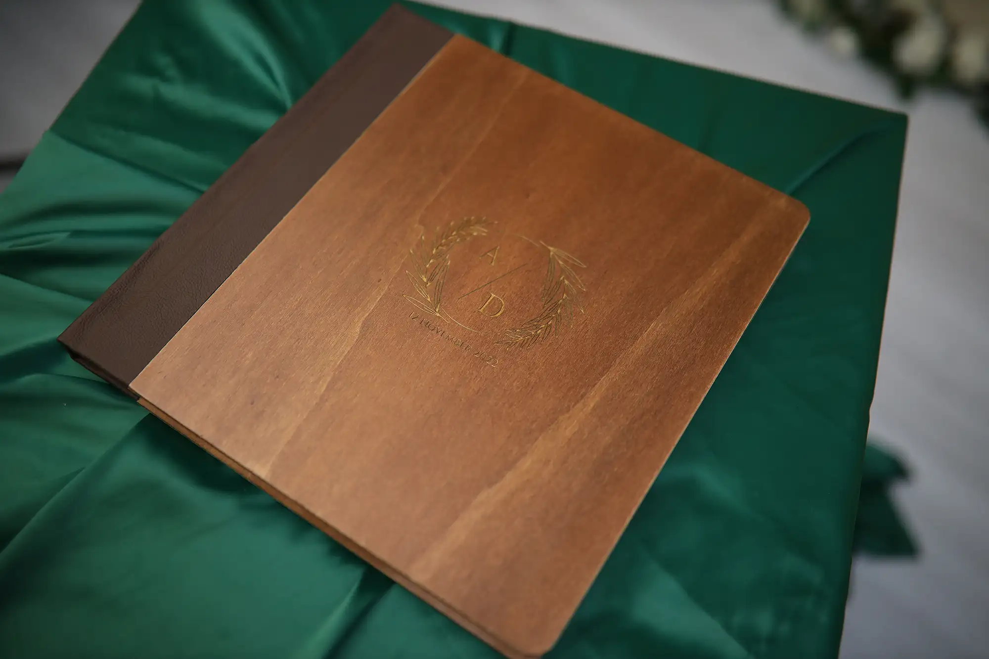 Pixmig handmade album close detail